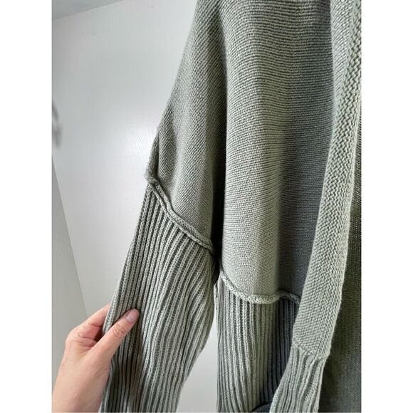 BKE NWT Washed Sage Cardigan Sweater Size S - Picture 3 of 8